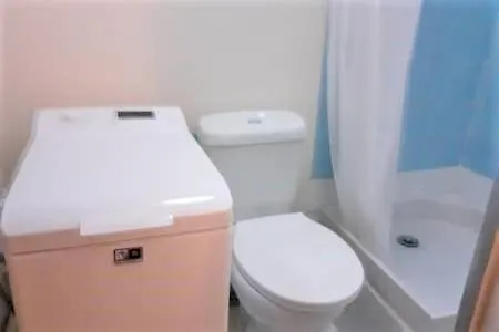Апартаменты Entier Avec Balcon A Plein Sud. Париж